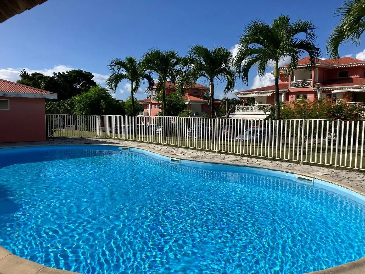 Le Flamboyant - 5P - 2Ch - Piscine - Plage 300M 莱特鲁瓦西莱 公寓
