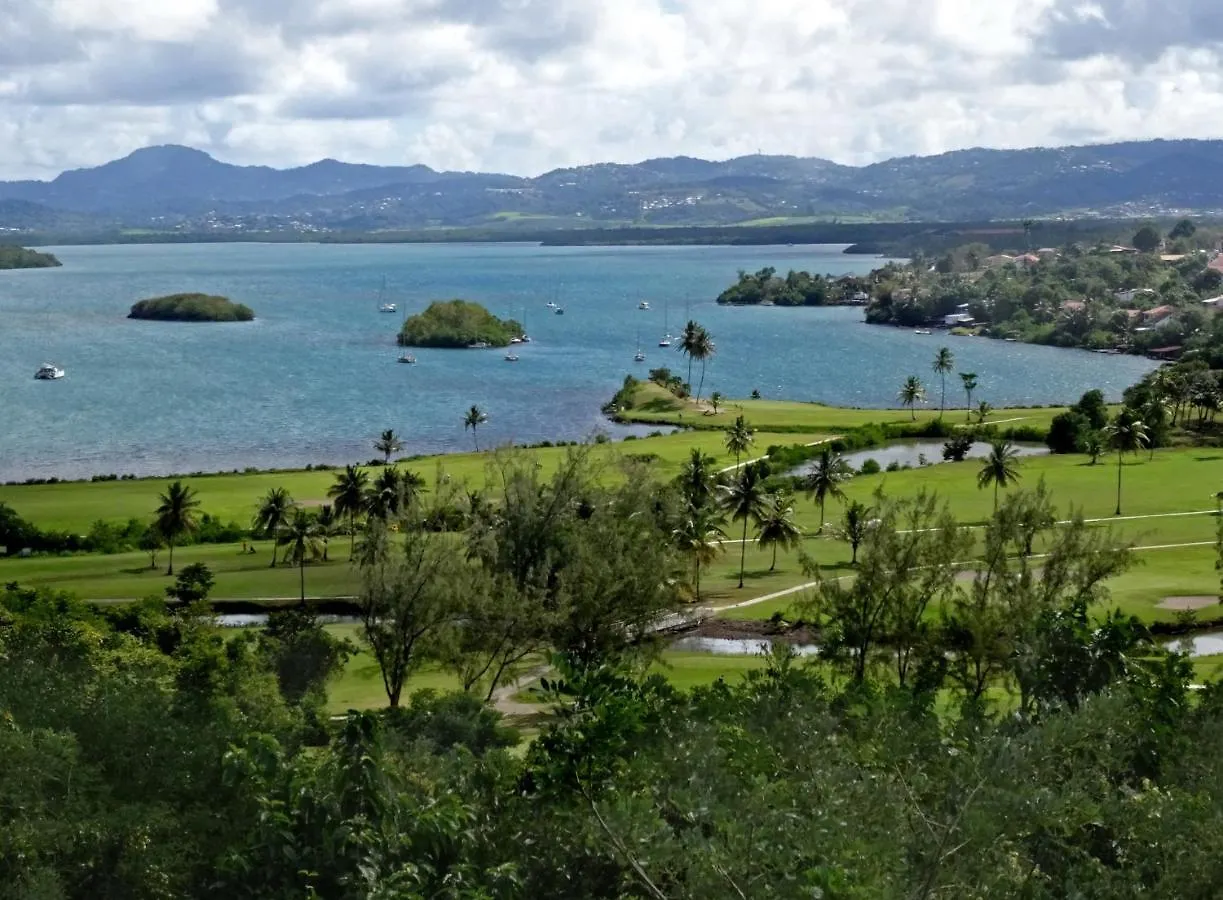 Le Flamboyant - 5P - 2Ch - Piscine - Plage 300M Les Trois-Ilets Martinique
